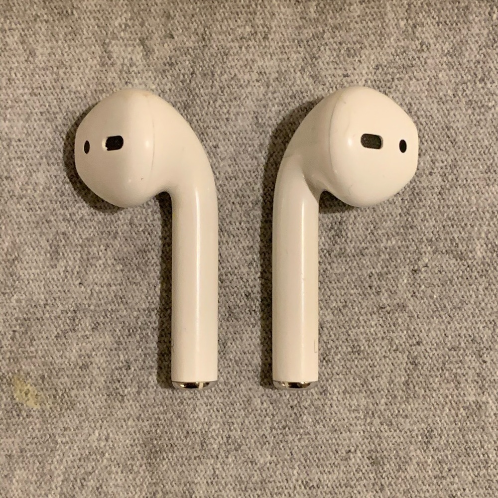 Apple AirPods